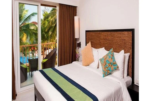 Royal Orchid Beach Resort & Spa