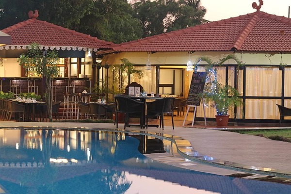 Coconut Grove Beach Resort