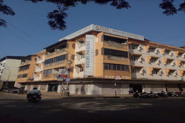 Axis Max Life Insurance