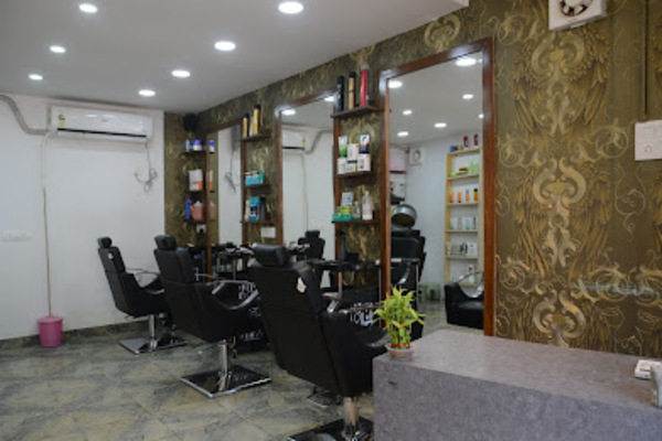 Large Unisex Salon