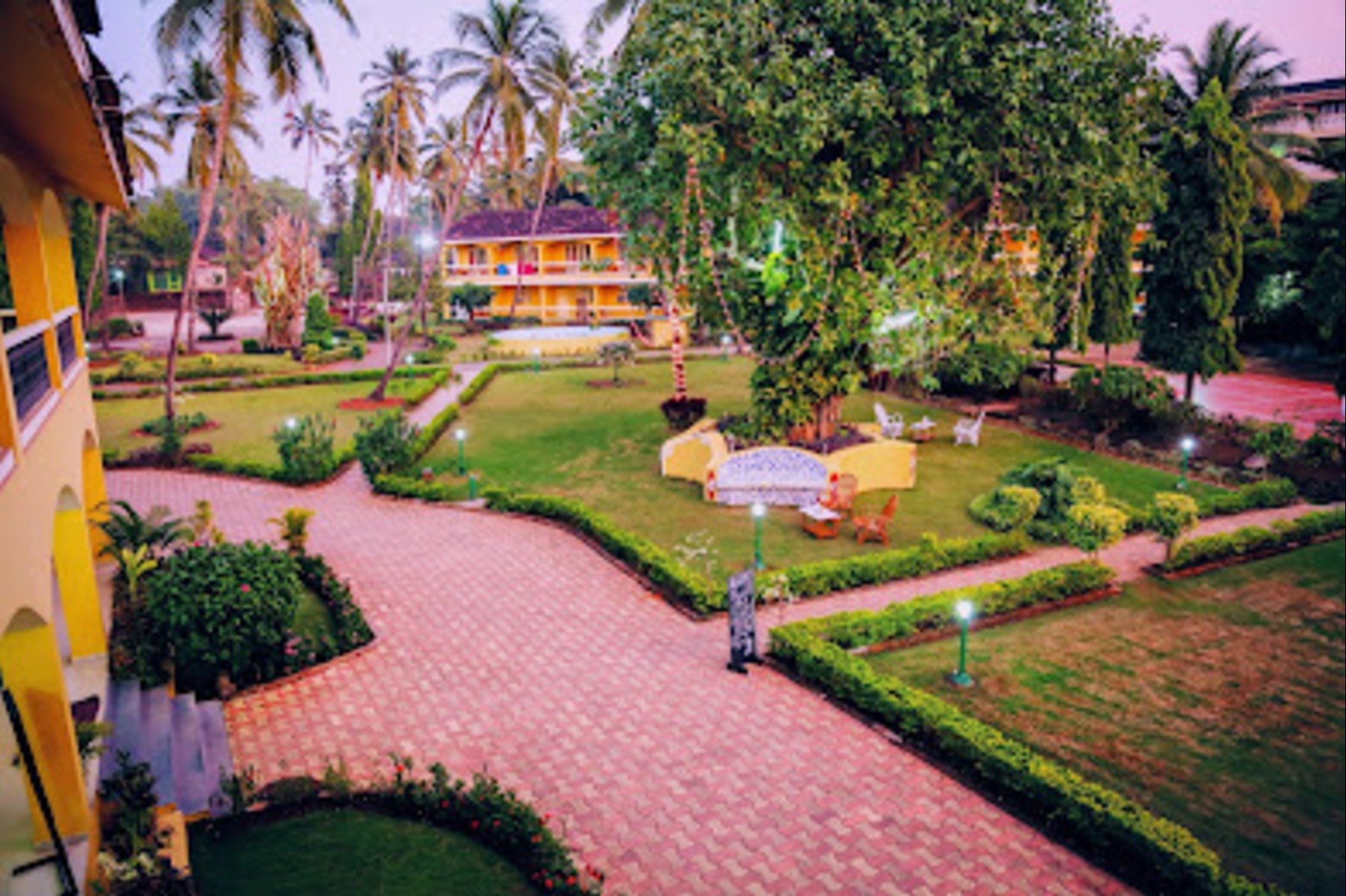 Carina Beach Resort