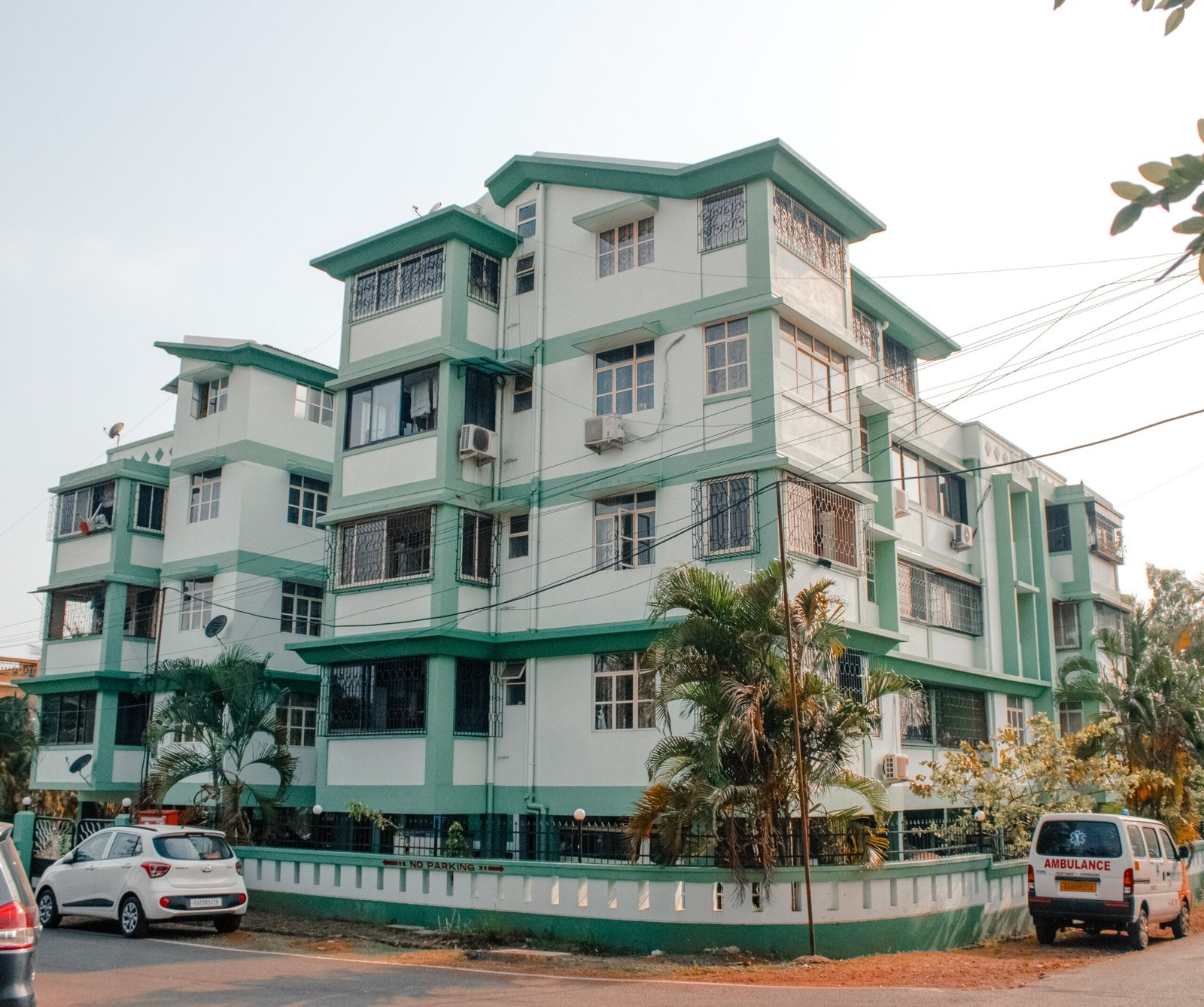 Talak Constructions