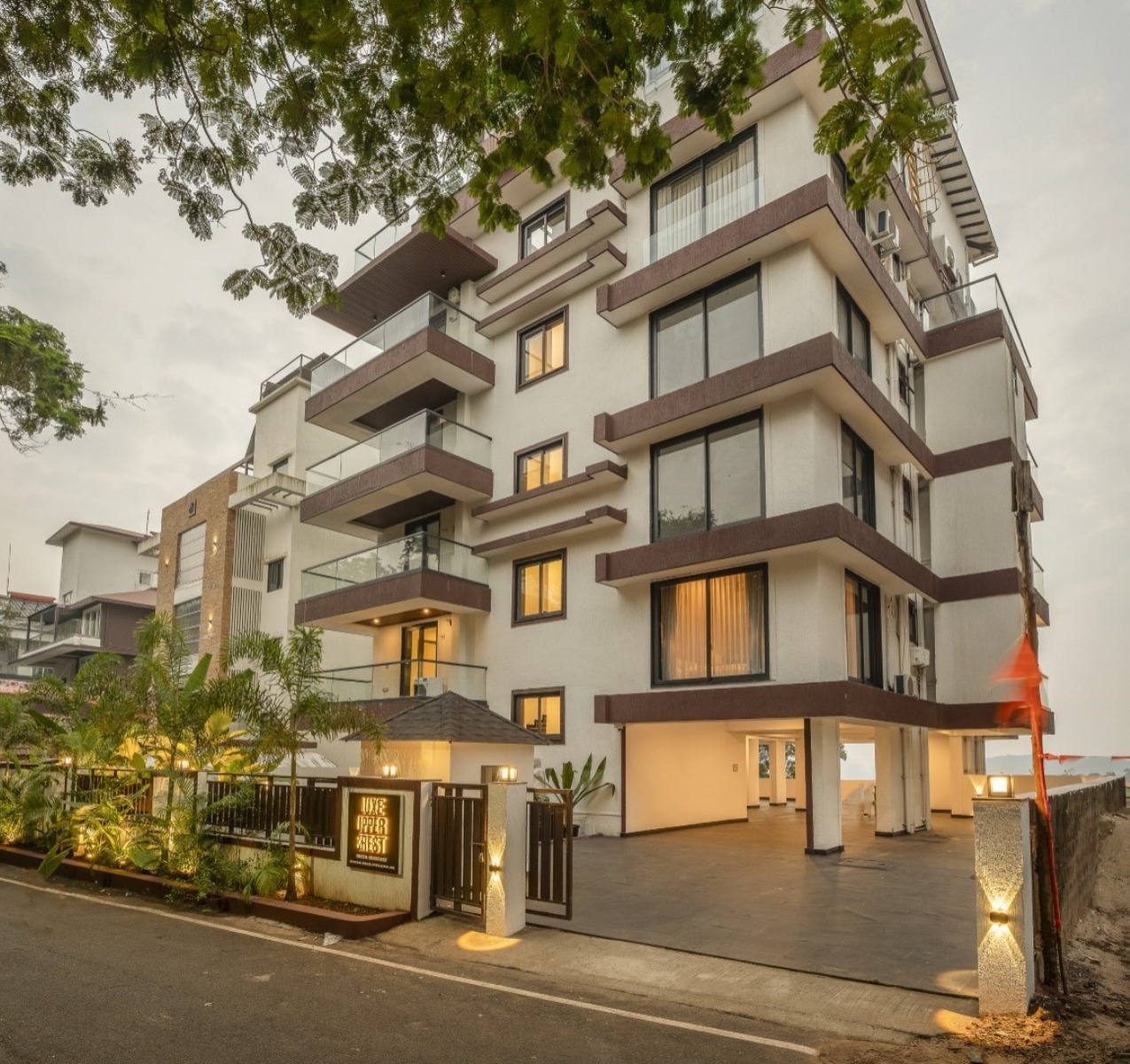 Luxescape Realty