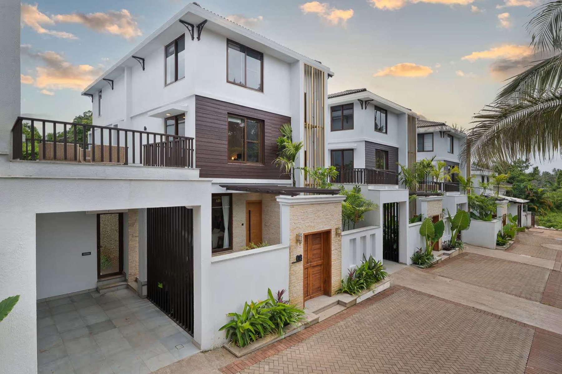 Ashray Real Estate