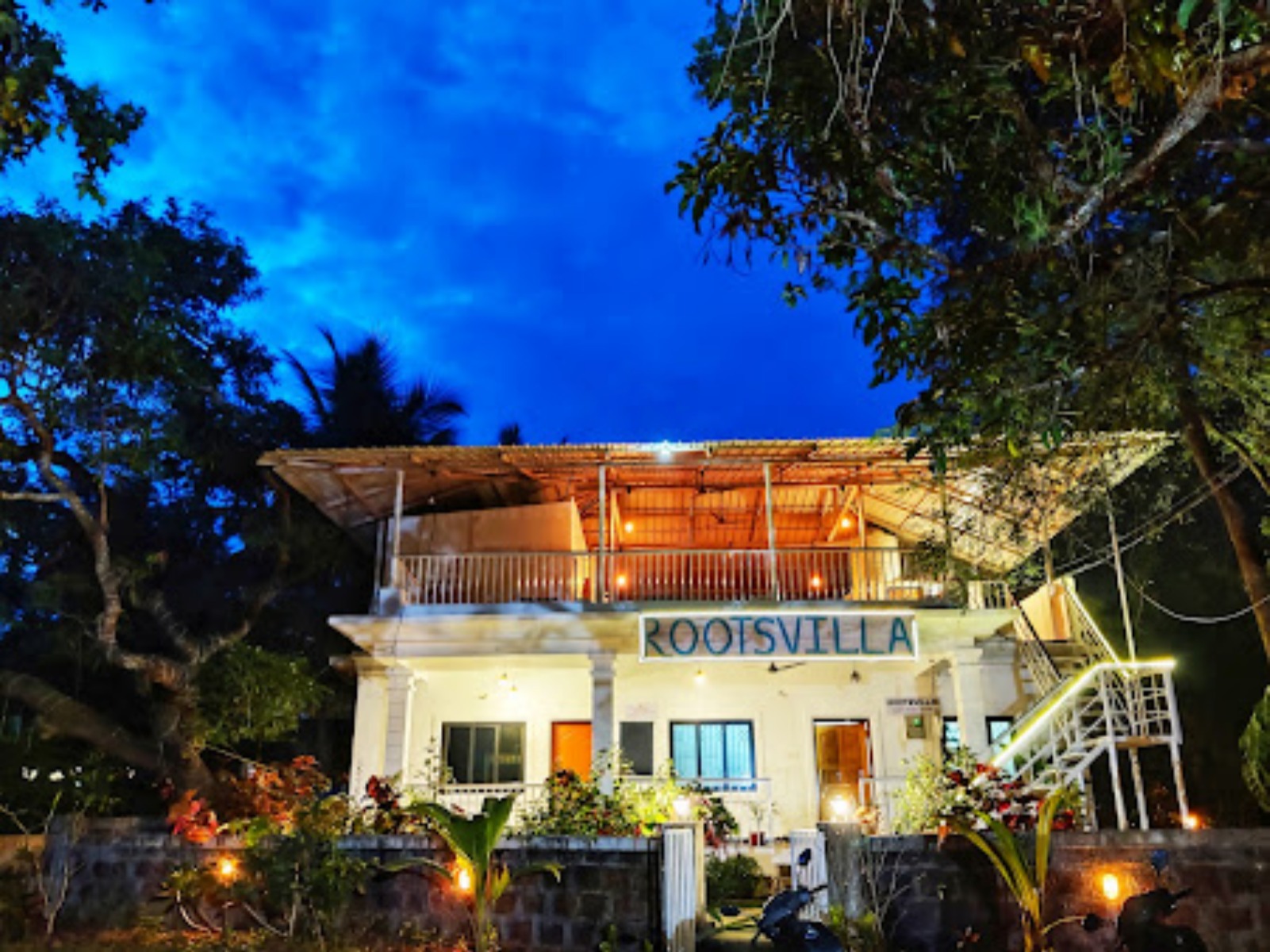 Rootsvilla Vagator