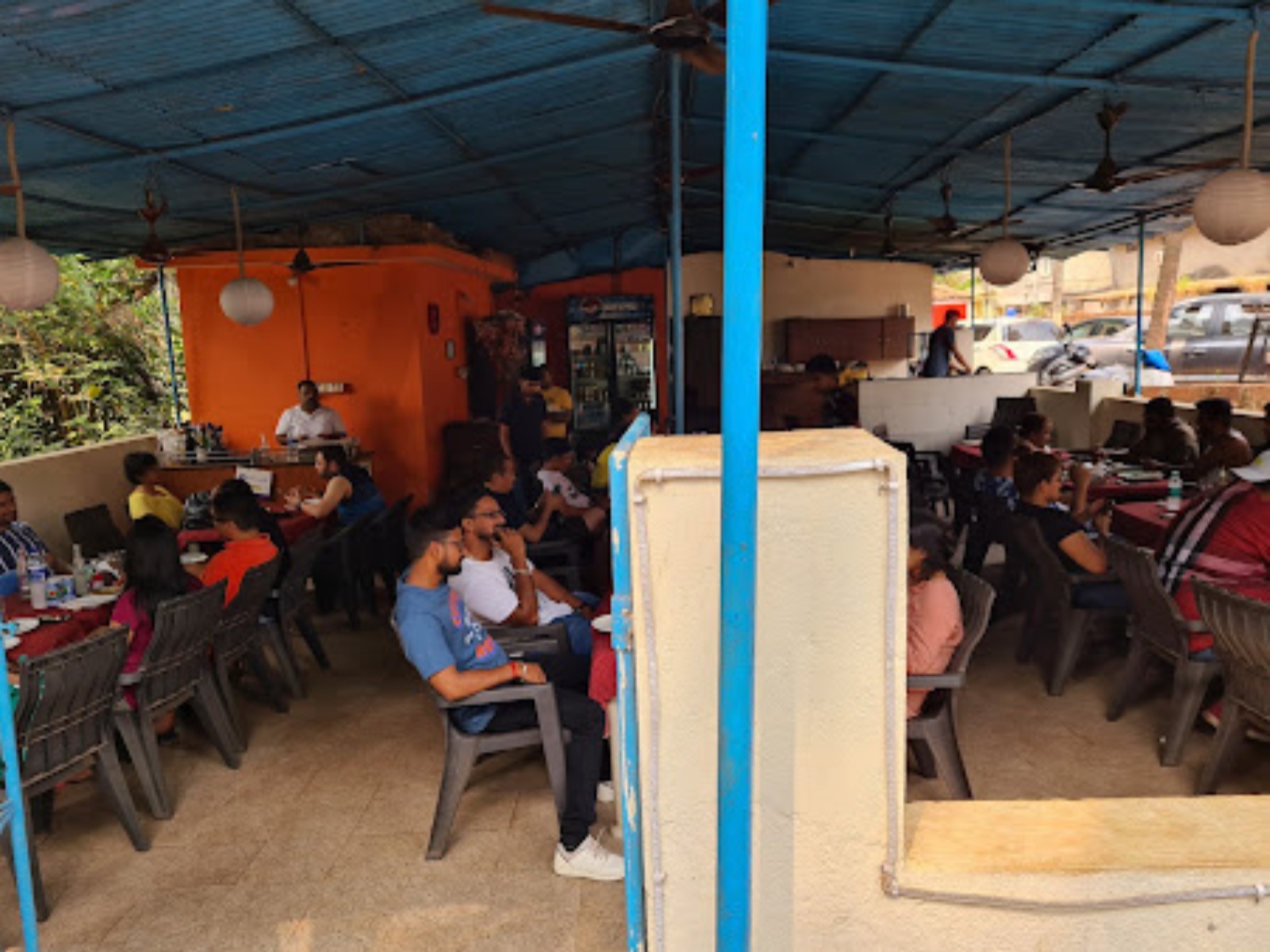 Laxmi Family Restaurant & Bar