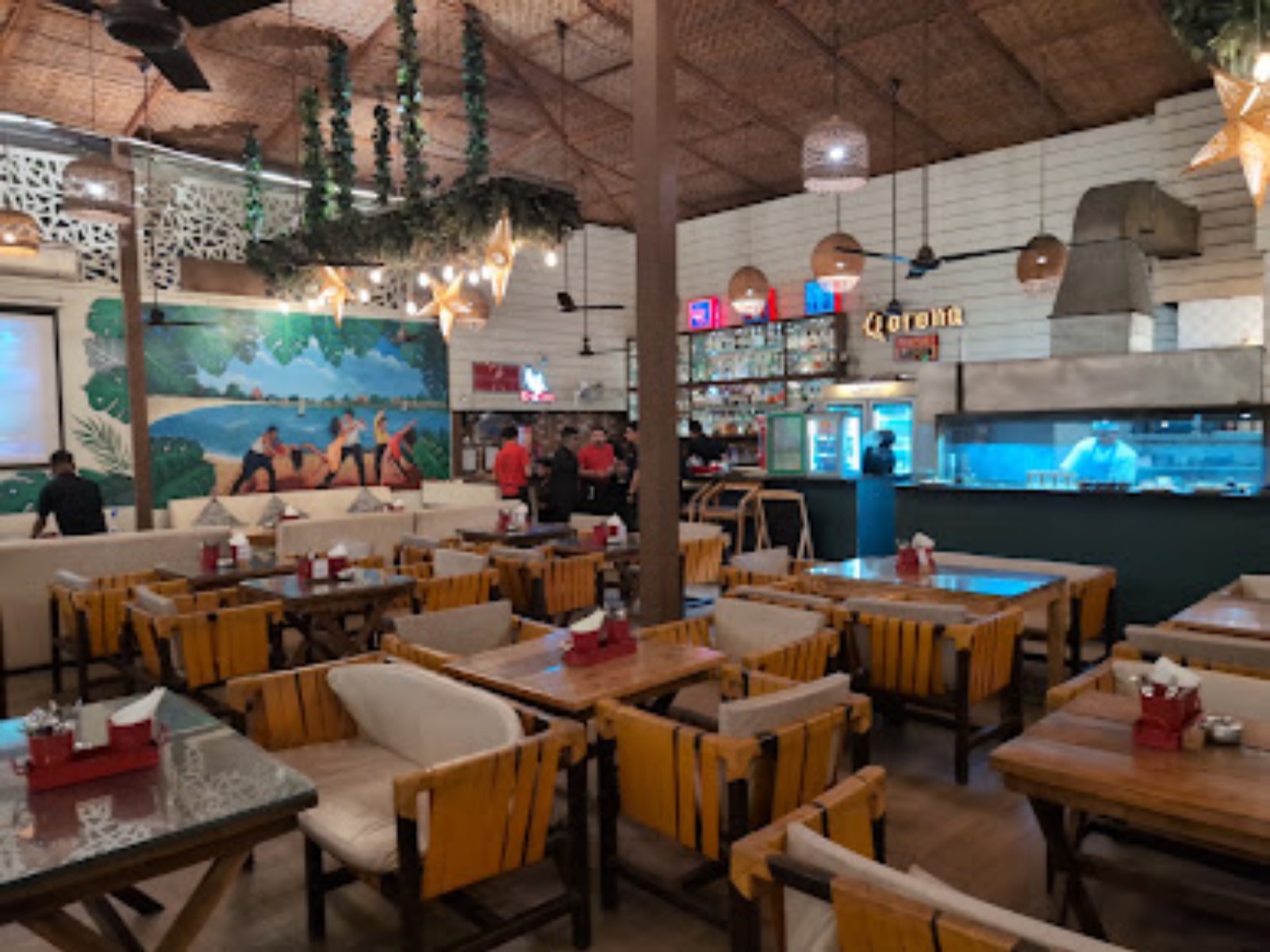 Tomato's Garden Kitchen And Bar