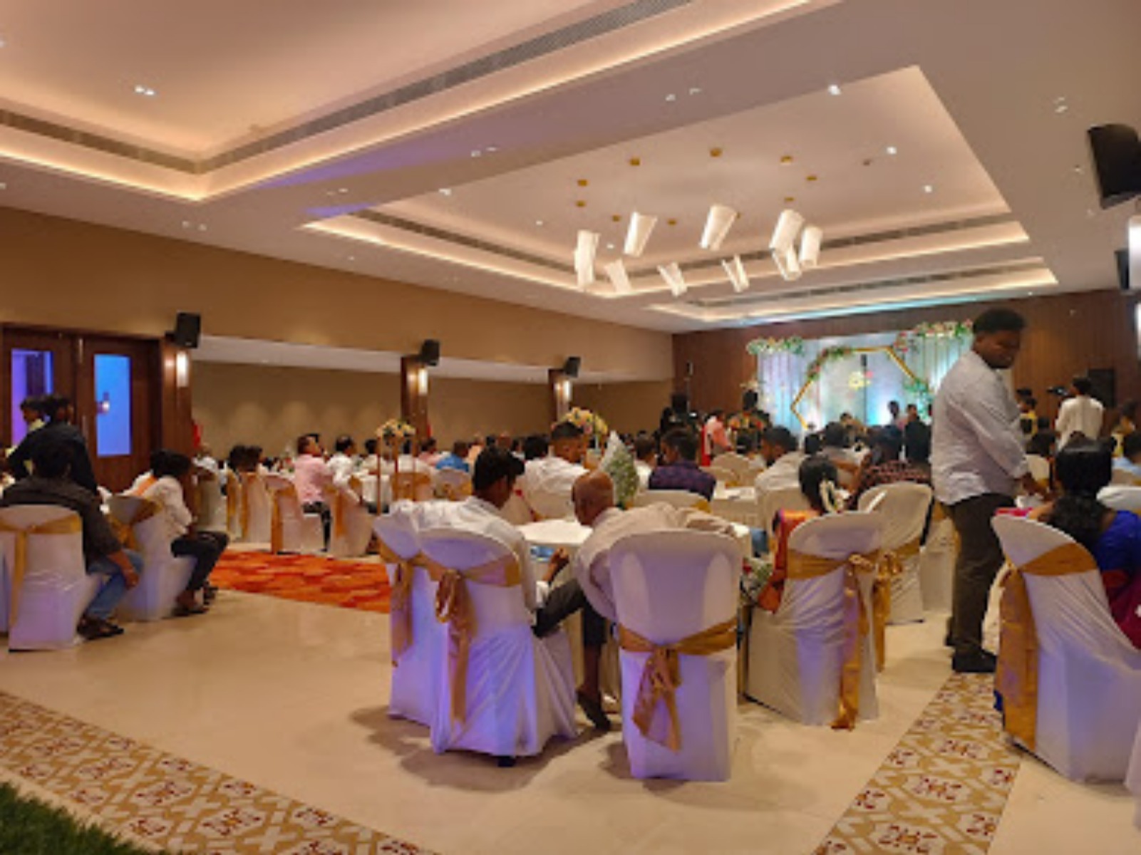 Bhawani Caterers & Family Restaurant