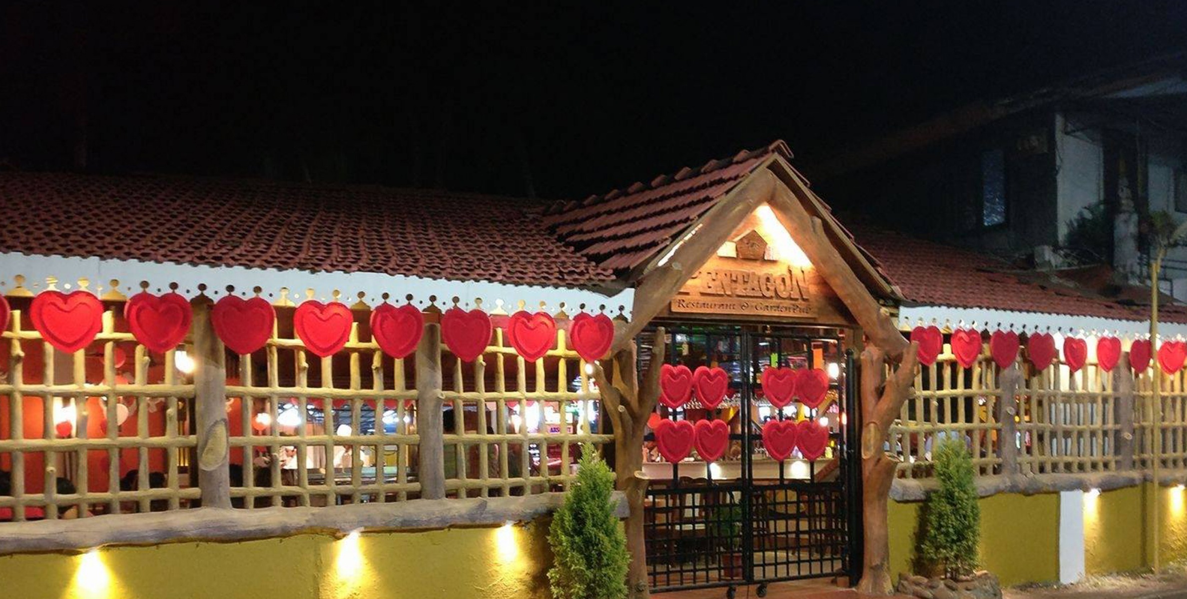 Pentagon Restaurant & Garden Pub